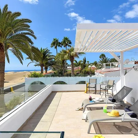 Golden Sahara By Villagrancanaria