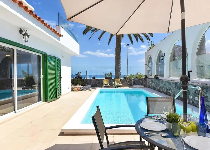 Golden Sahara By Villagrancanaria *